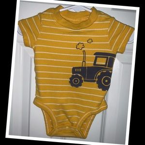 4/$10 •Carters baby boy 3m onesie🚜EUC🚜